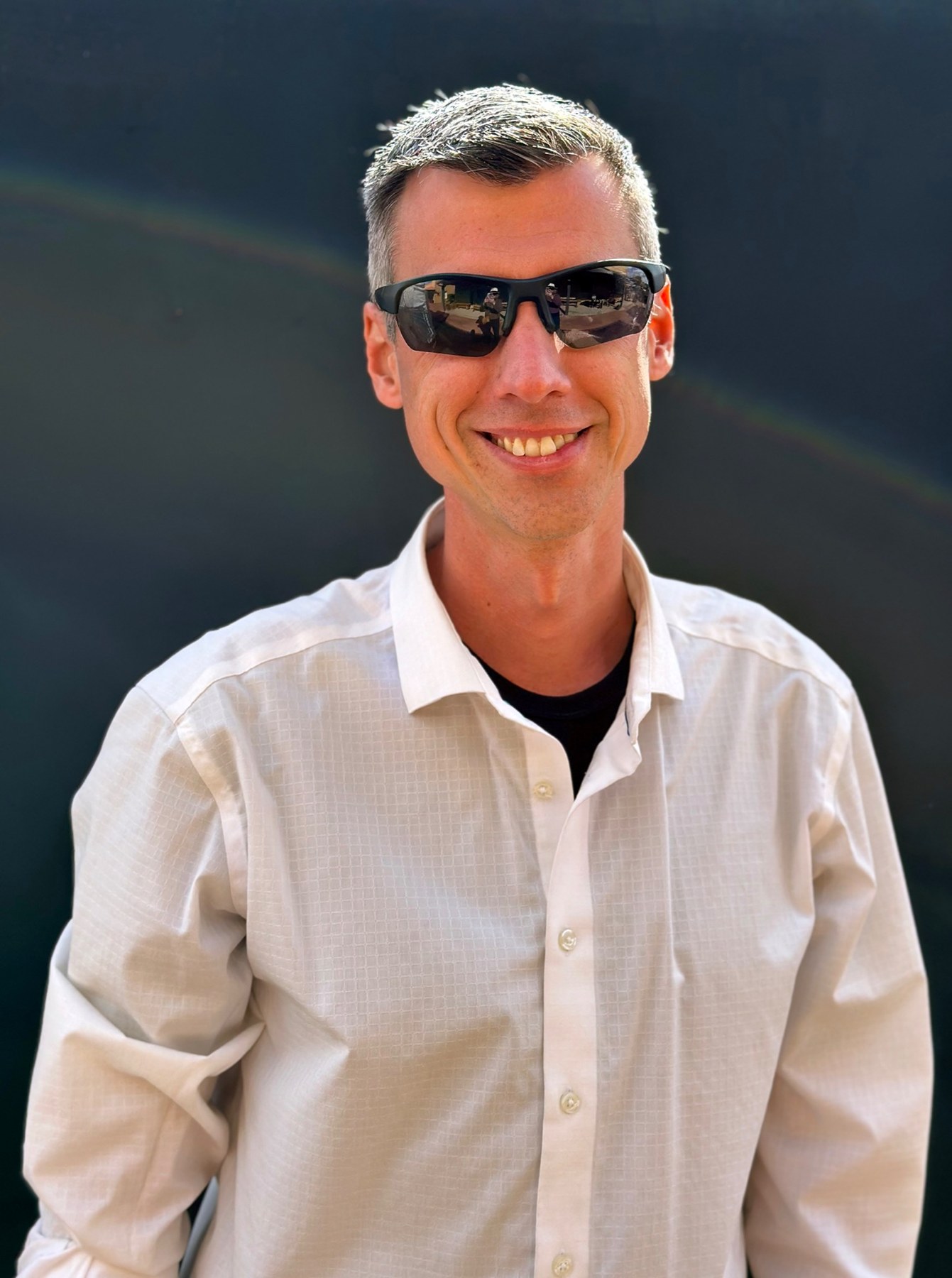 Portrait of watercolor artist David Harding